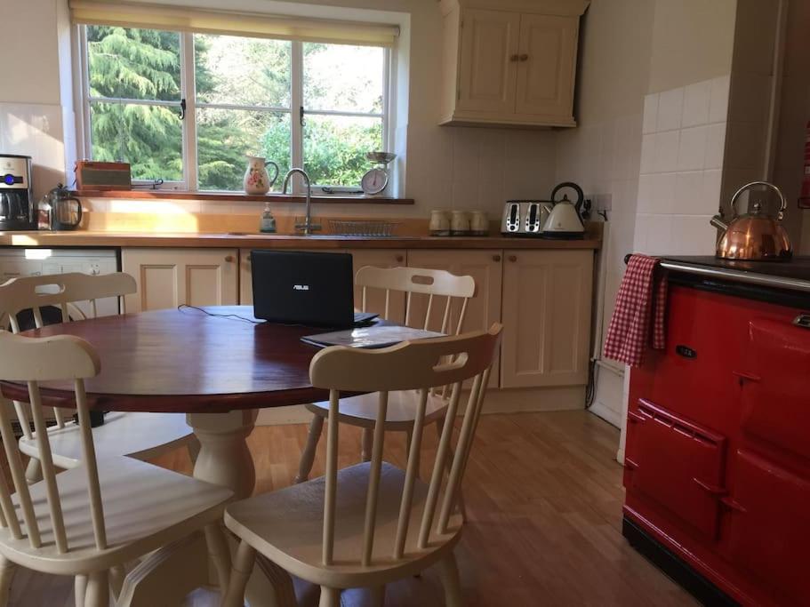 Forestry Cottage. Hot Tub, Open Fire, Dog Friendly Gaywood Экстерьер фото